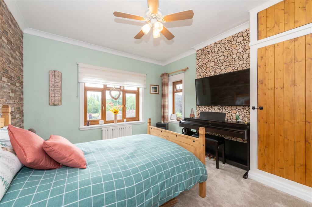 74 Habberley Road internals-1.JPG