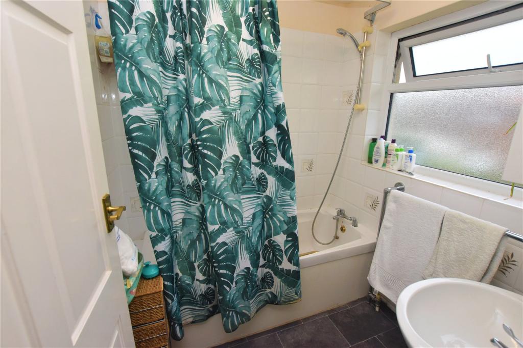 Ff Bathroon