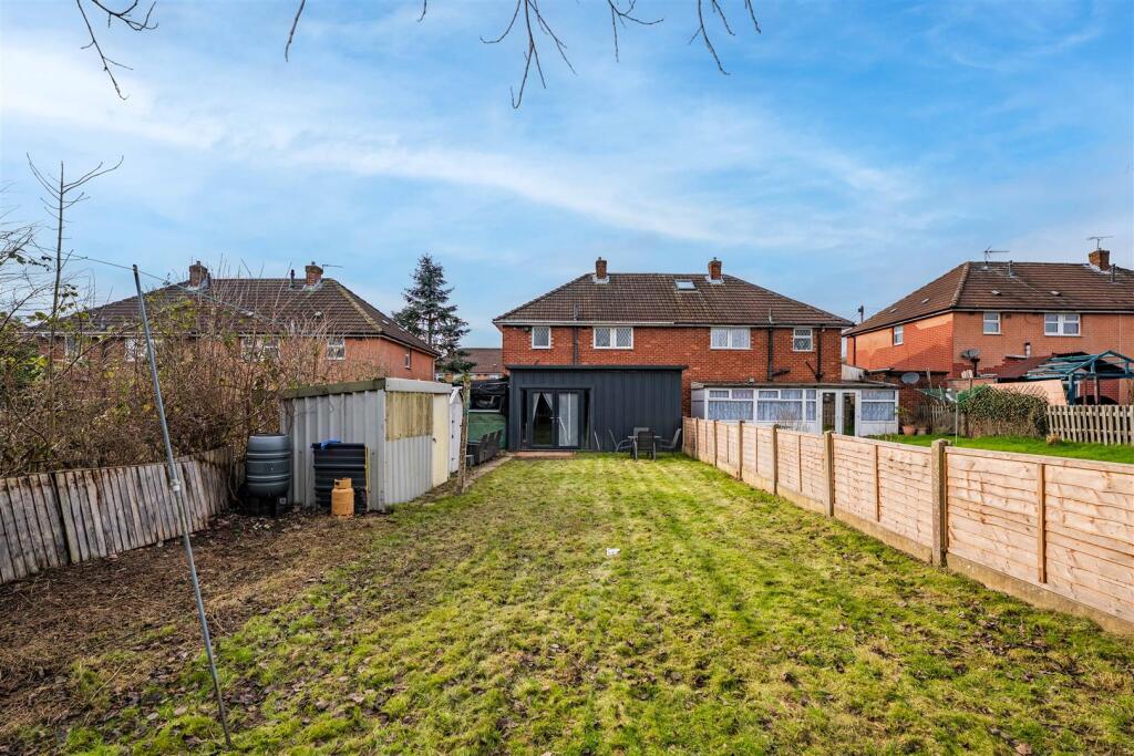 43 Addlington Avenue-10.jpg