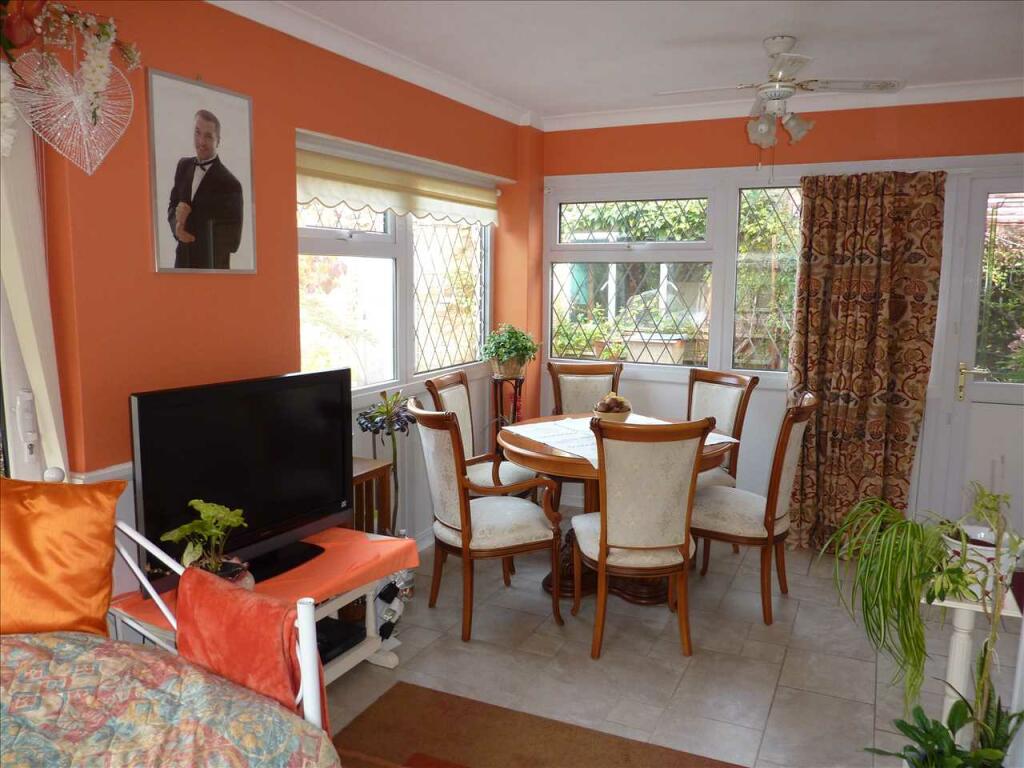 SUN ROOM