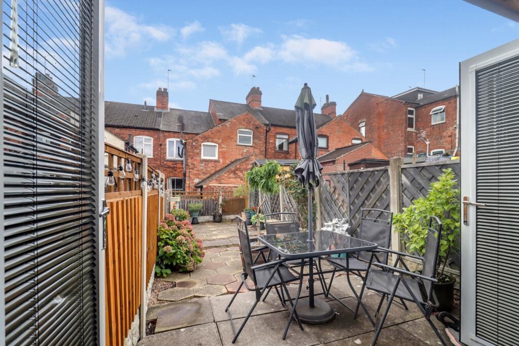 Garden looking out from outdoor office room