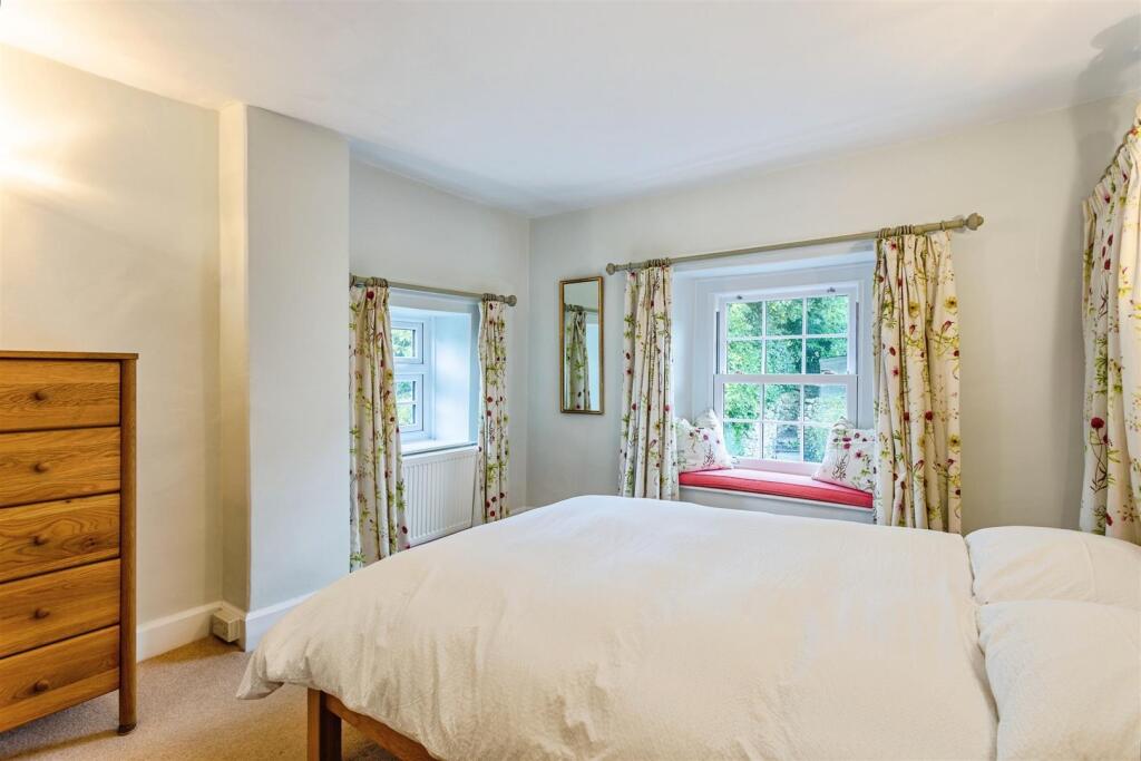 Bedroom two.jpg