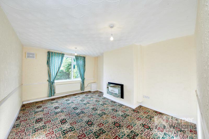 Lounge/ Dining Room