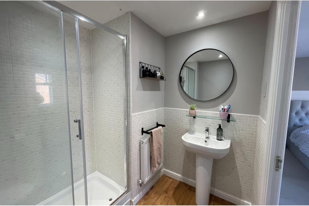 Master En-suite