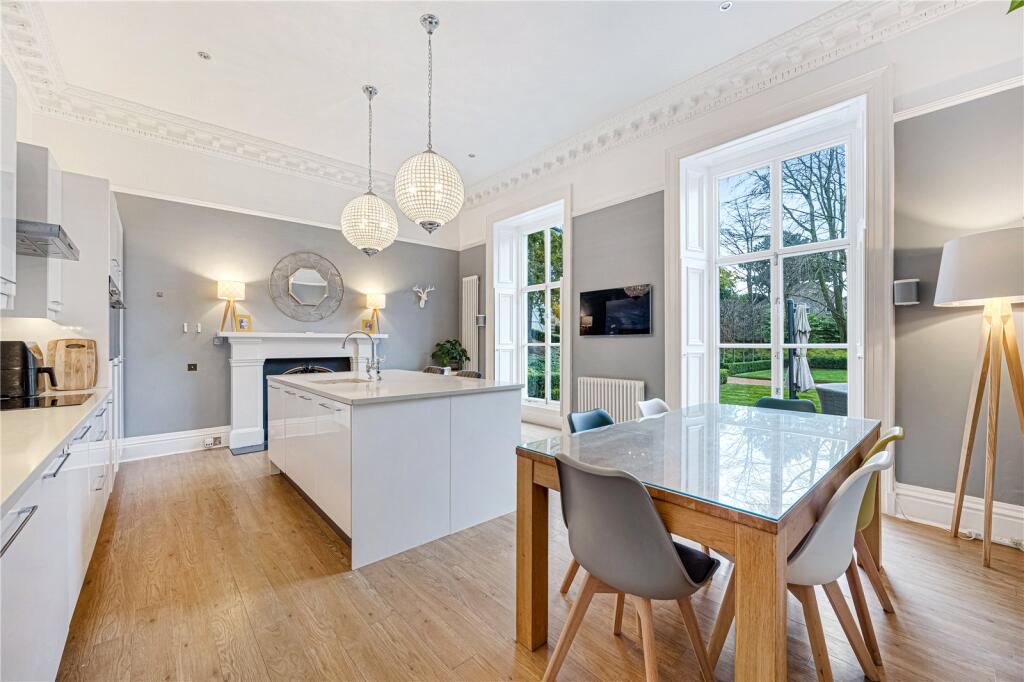 Dining Kitchen