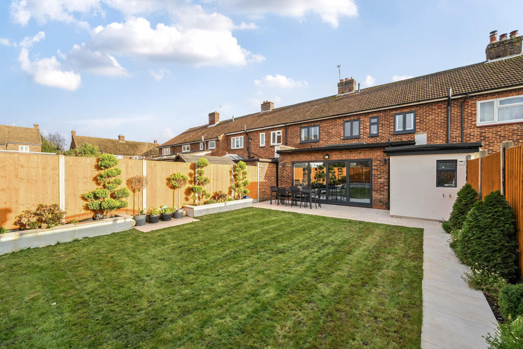 1382575-3-691ddba...