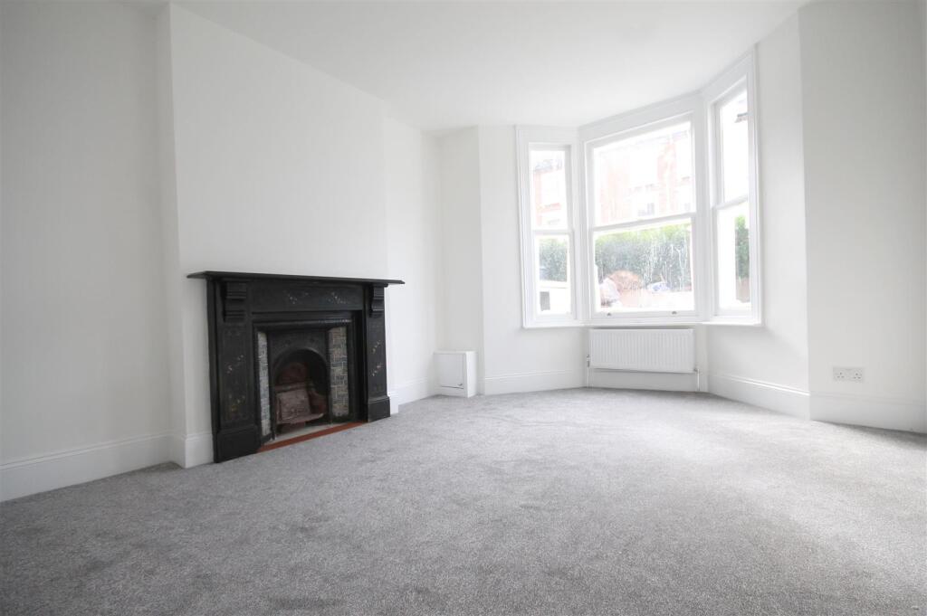 Bedroom1.jpg