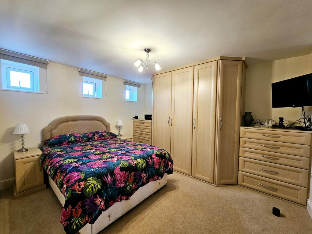 fde86d8c-4b55-42aa-8a9a-a3ae7d9caa66