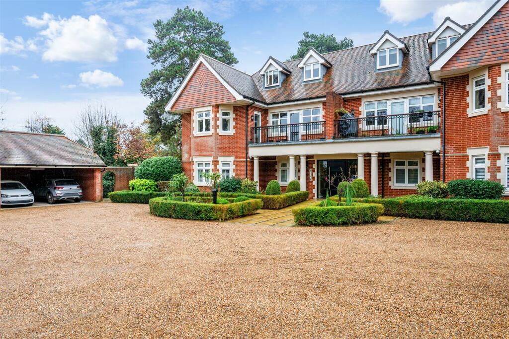 LONG ORCHARDS, FLAT 10- (3).jpg