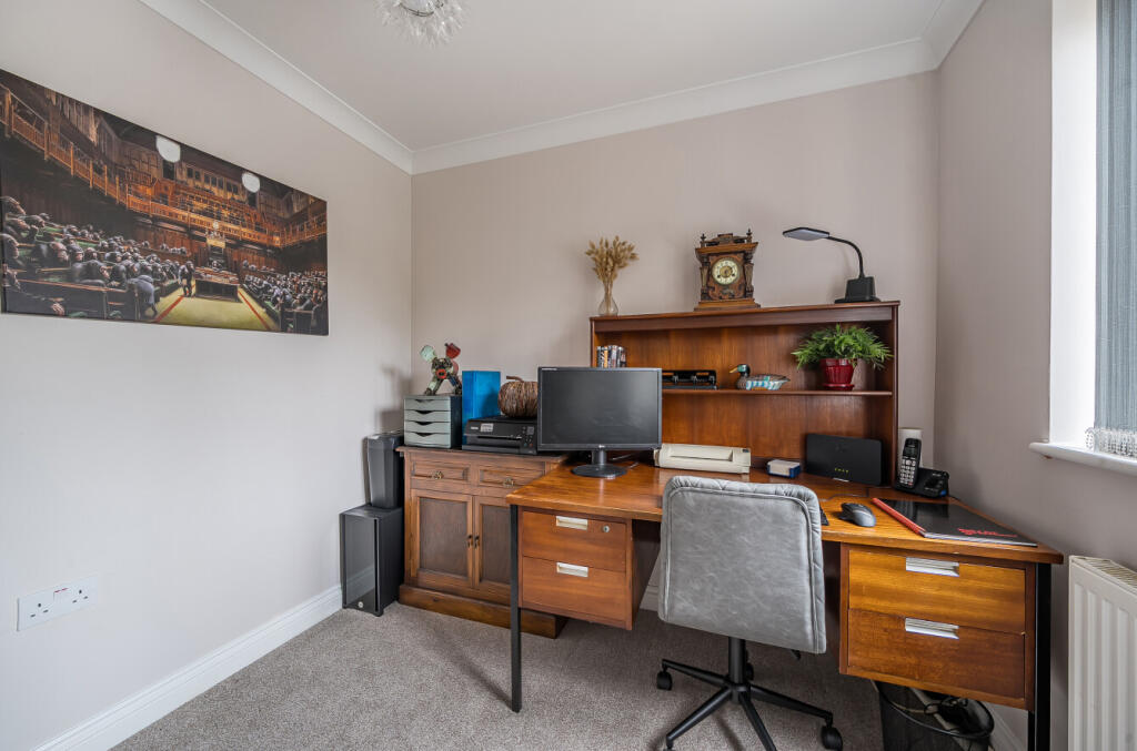 1392923-6-6942cb1...