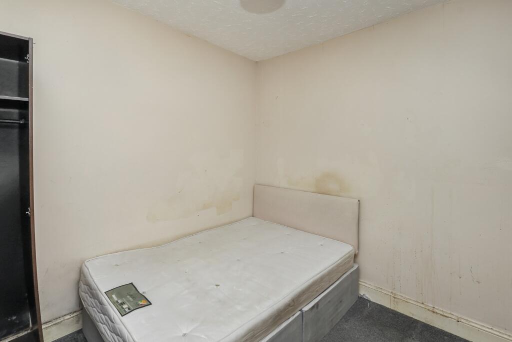 First Floor Flat, 6 Leonard Street, Silvertown, London E16 2DT