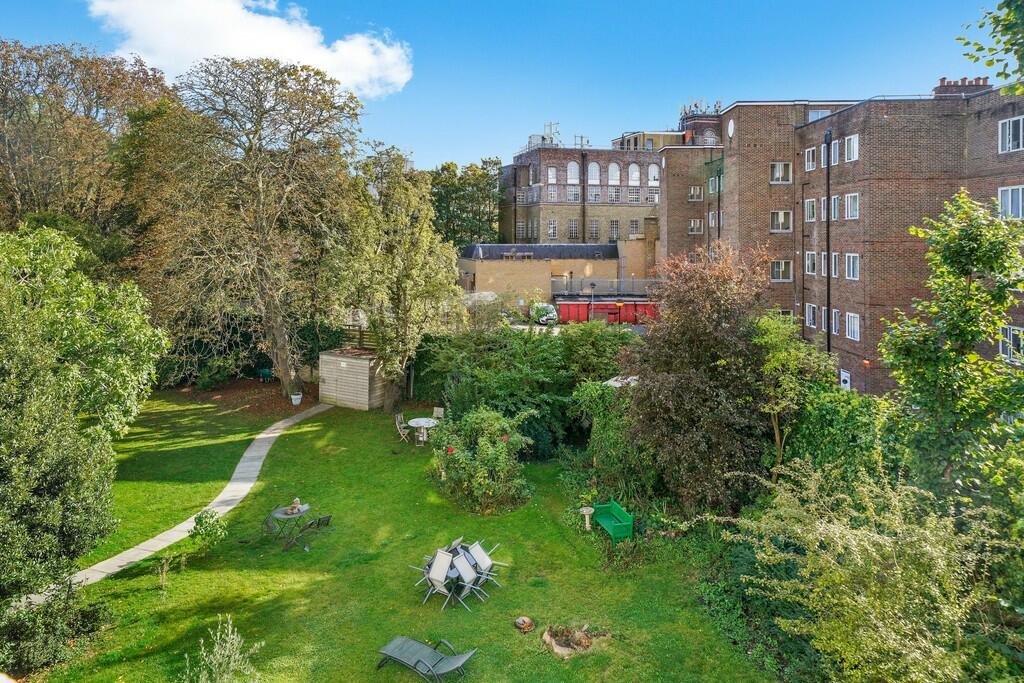 Communal Garden 