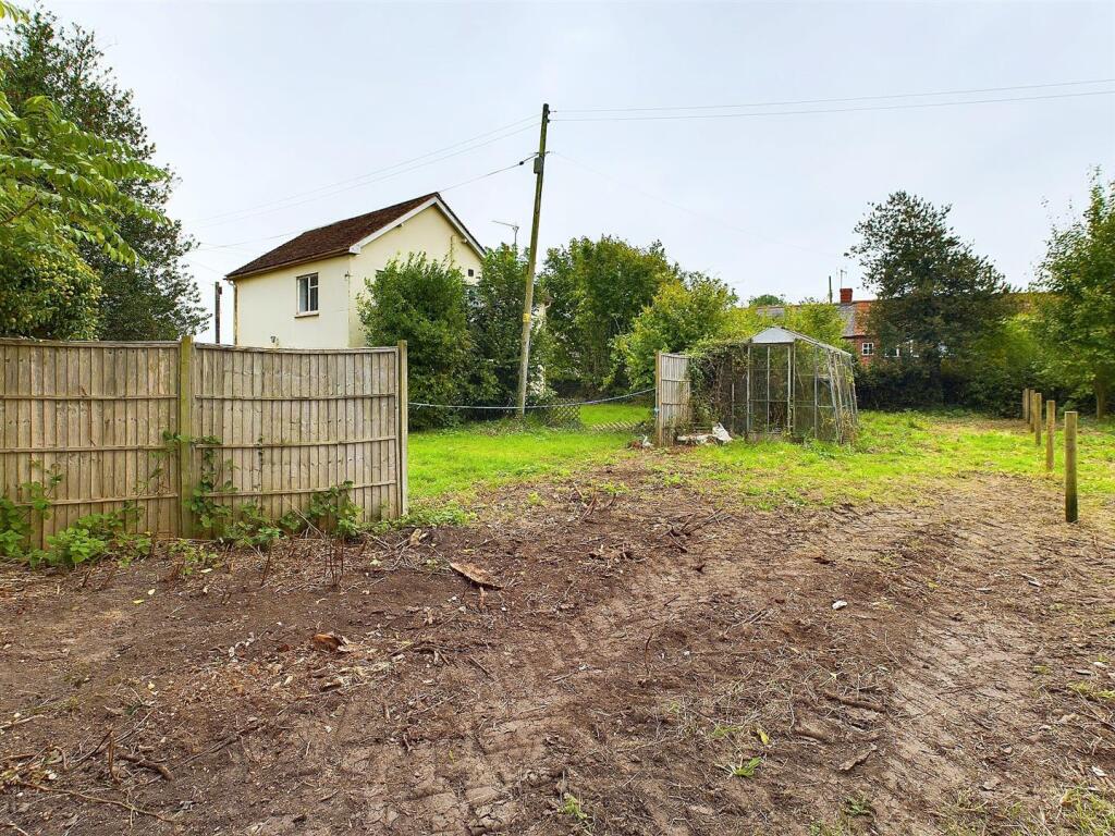 11 - Brickyard Cottage, Oldbury-on-Severn.jpg