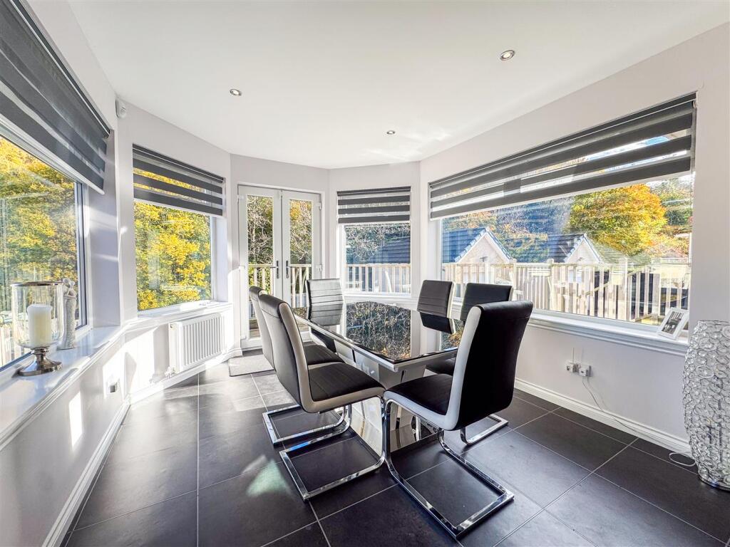 Kitchen/Dine