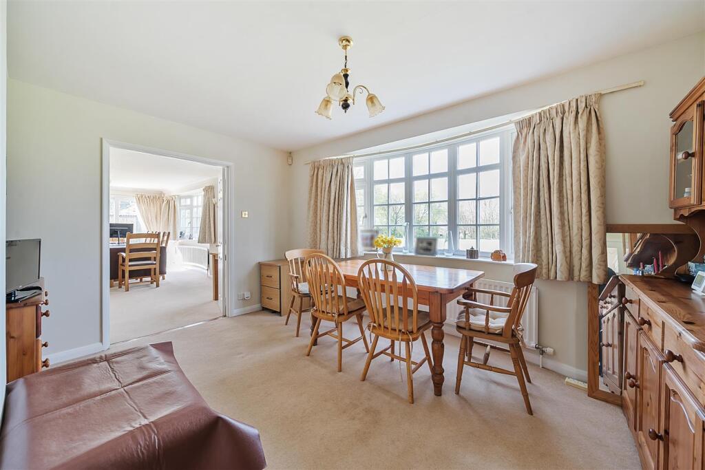 Dining Rm