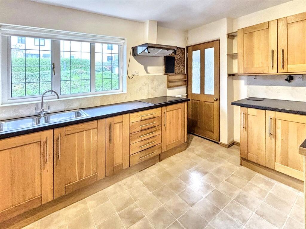 Kitchen.jpeg