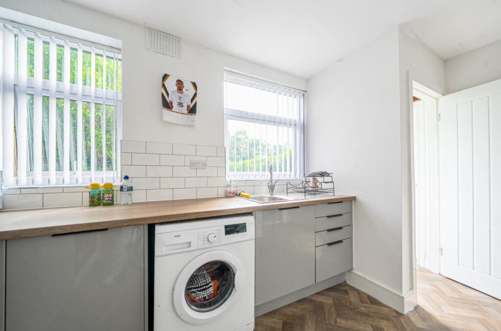 7-681b07a33fa4e-1...