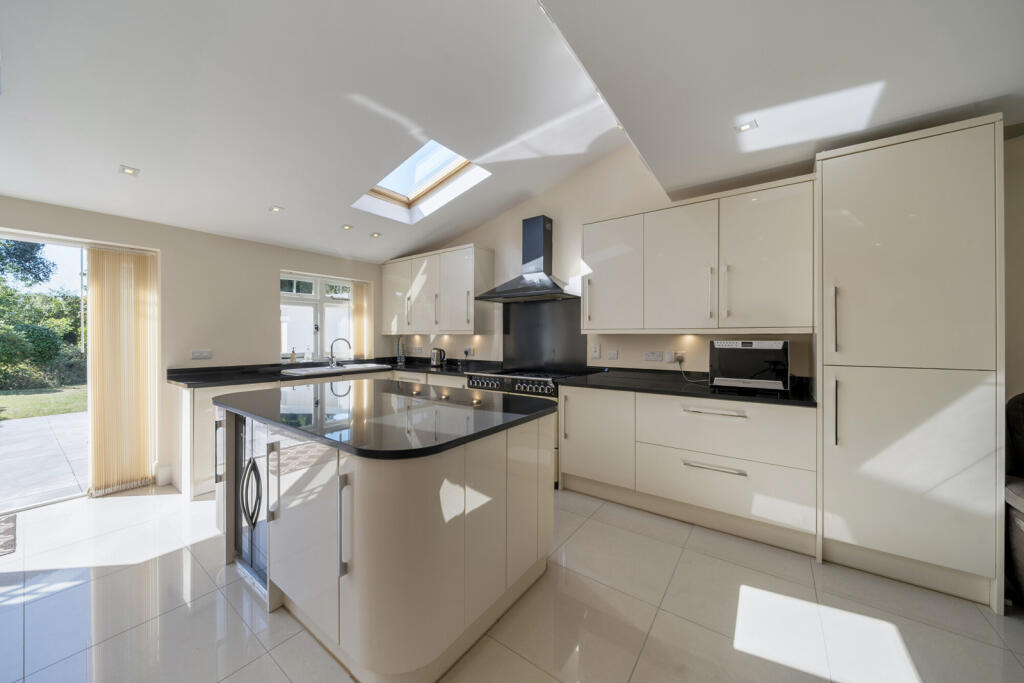 1355889-13-68cd9e...