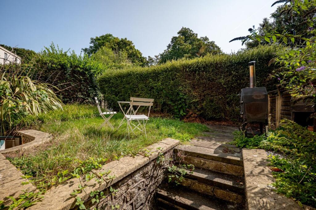 Flat 1 7 Mount Beacon BA1 5QP-3.jpg