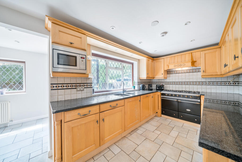 1305416-15-68483b...