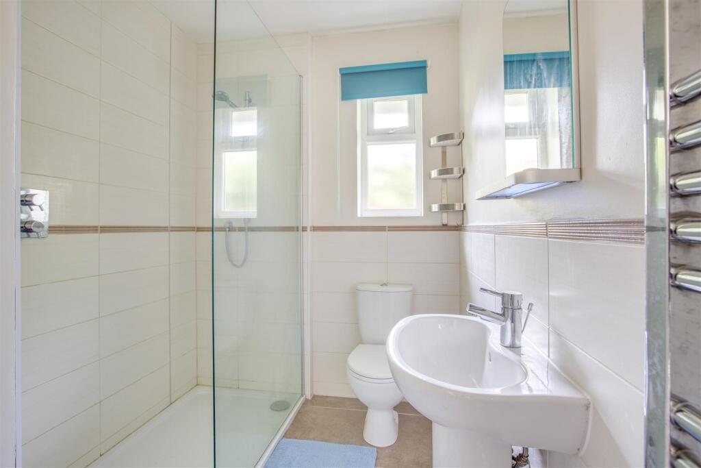 4 Park Lane, HP15 7HY-13.jpg