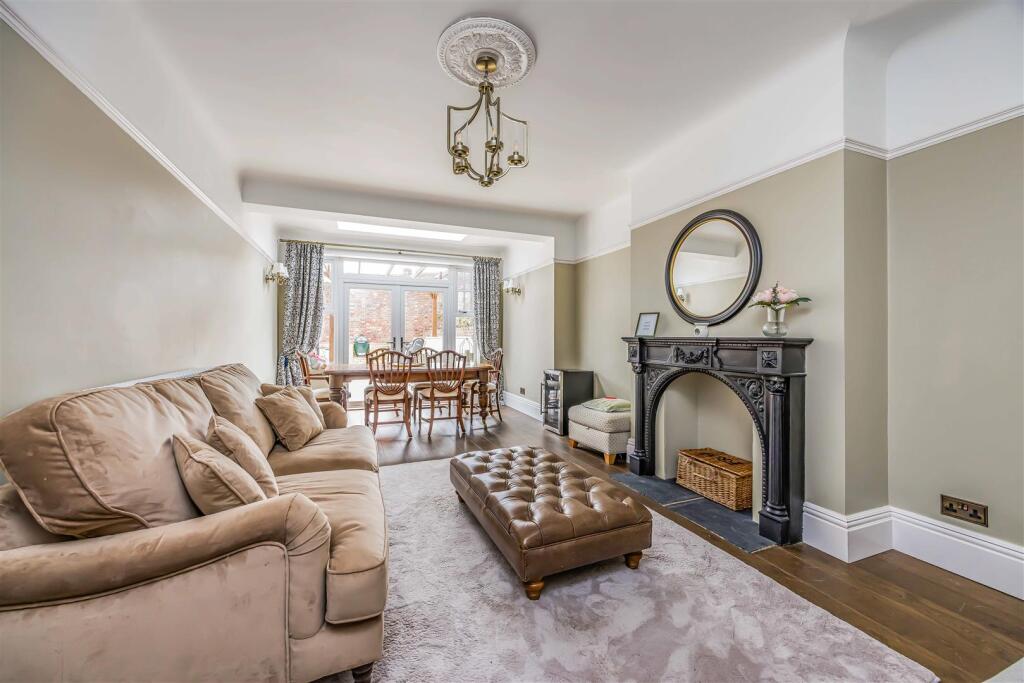 84 Northern Parade, Portsmouth-Small-PorticoMarket