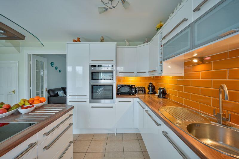 Kitchen-Diner - 3