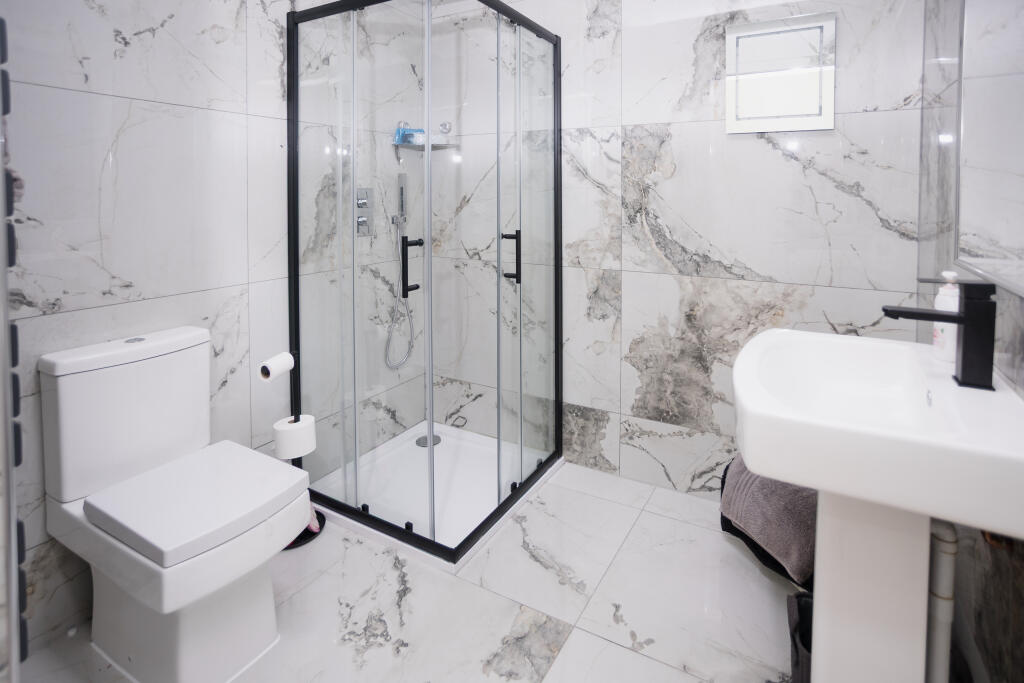 2025-08-07 WALKER &amp; LEWIS-CEFN-42