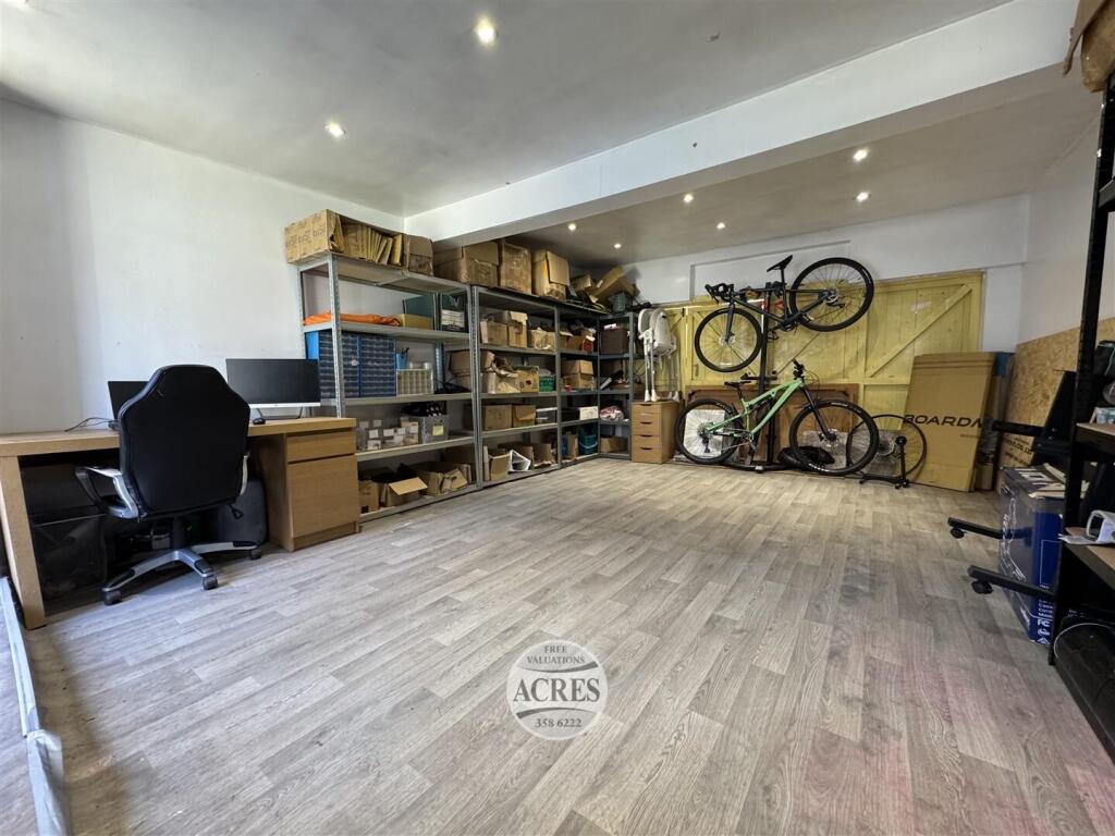 IMG_4650 (Large).jpg