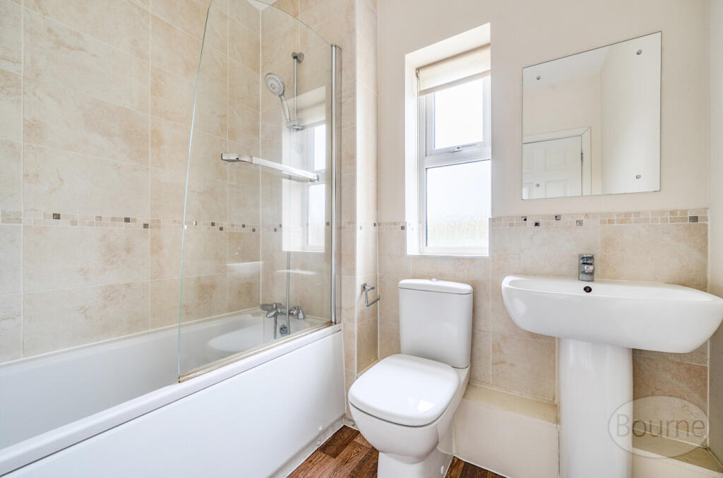 292531b3-c852-4d4...