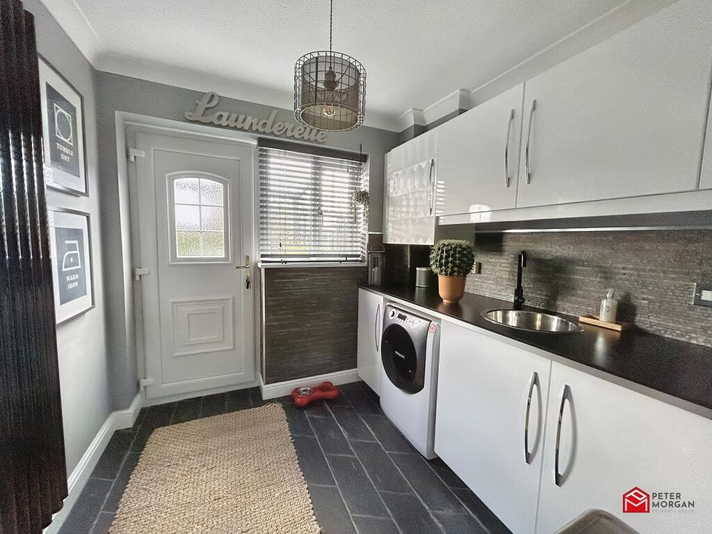Laundry/ Utility Room