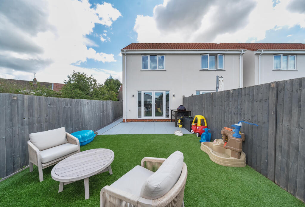 1329067-5-687e166...