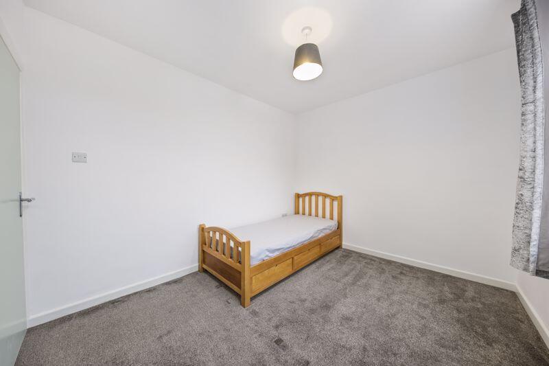 Bed2