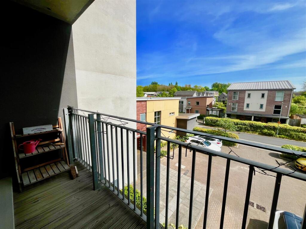 LOUNGE/KITCHEN/DINER