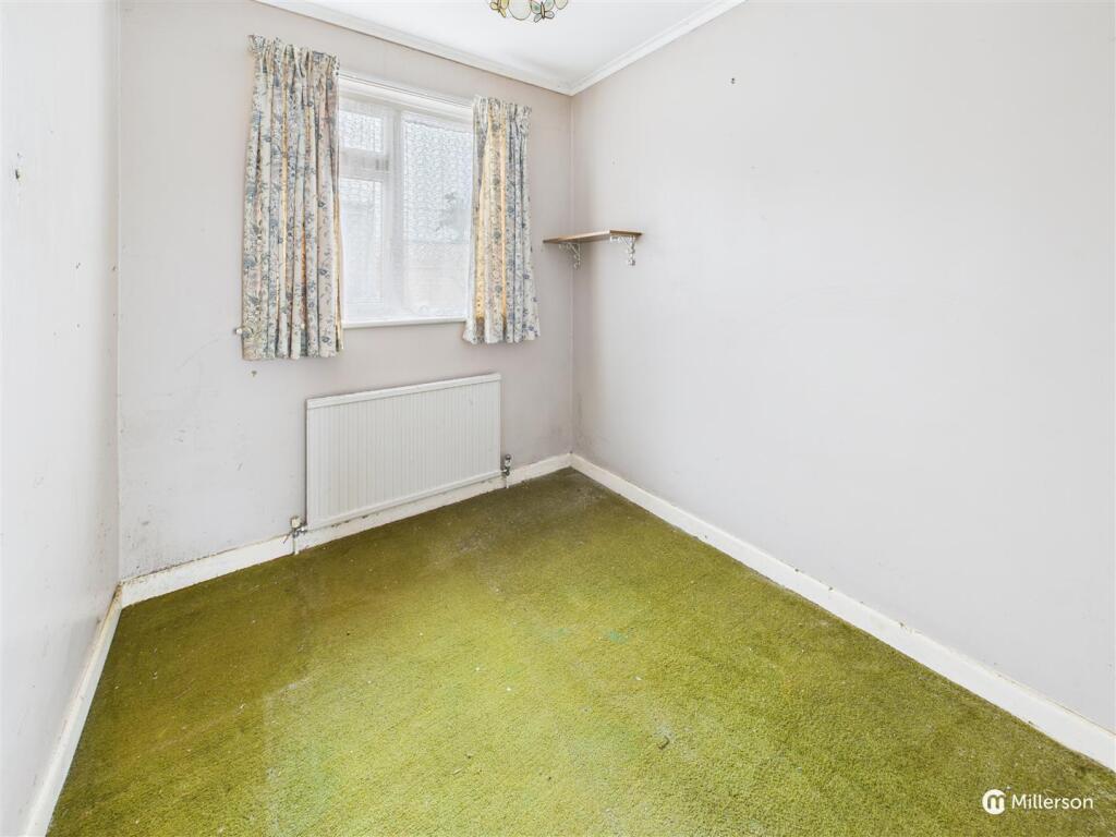 BEDROOM 3
