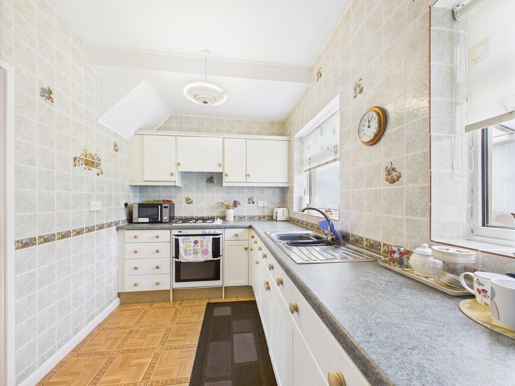 CAM01835G0-PR0273...