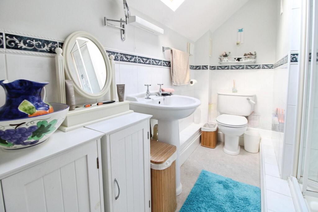 Abingdon Court Farm, Cricklade, SN6