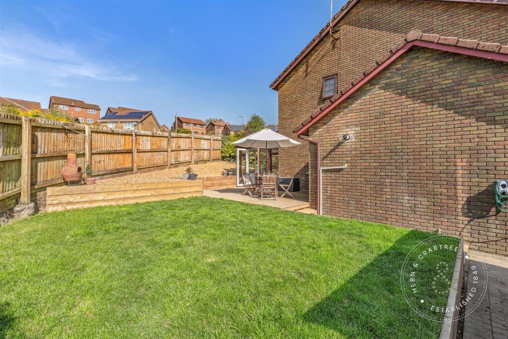 Cae Pant, Caerphilly, Hern Crabtree (11).jpg