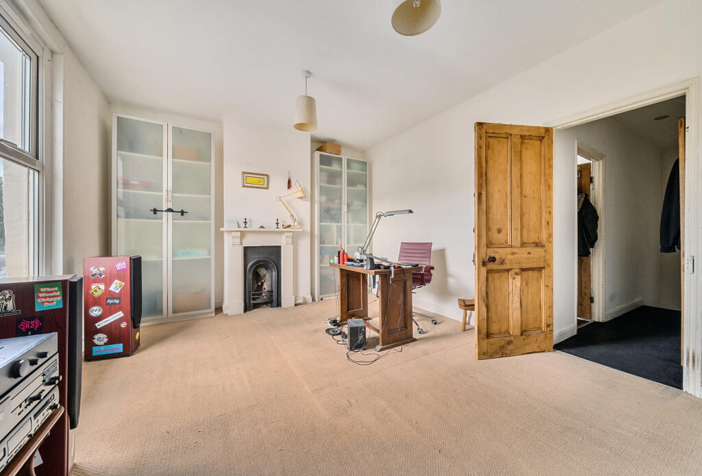 1328431-20-688093...