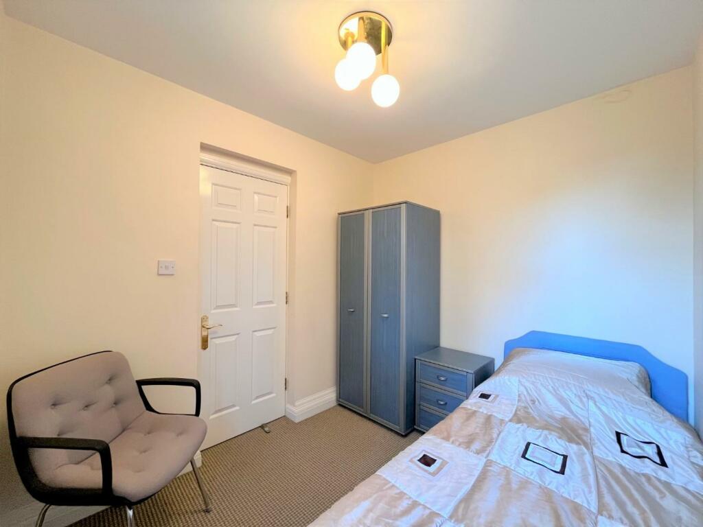 Bedroom 2 Aspect 2