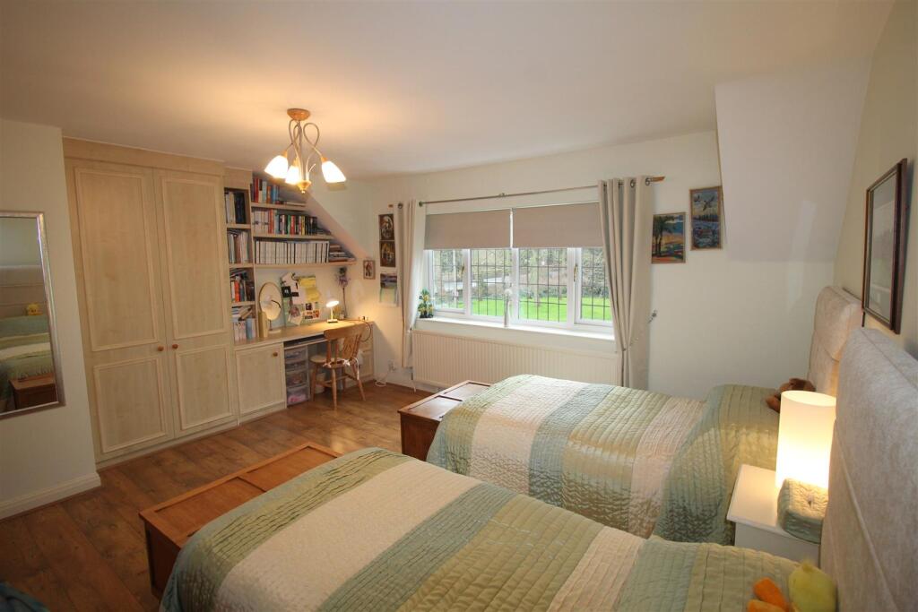 Westwood Mews, 2, bed 3.JPG