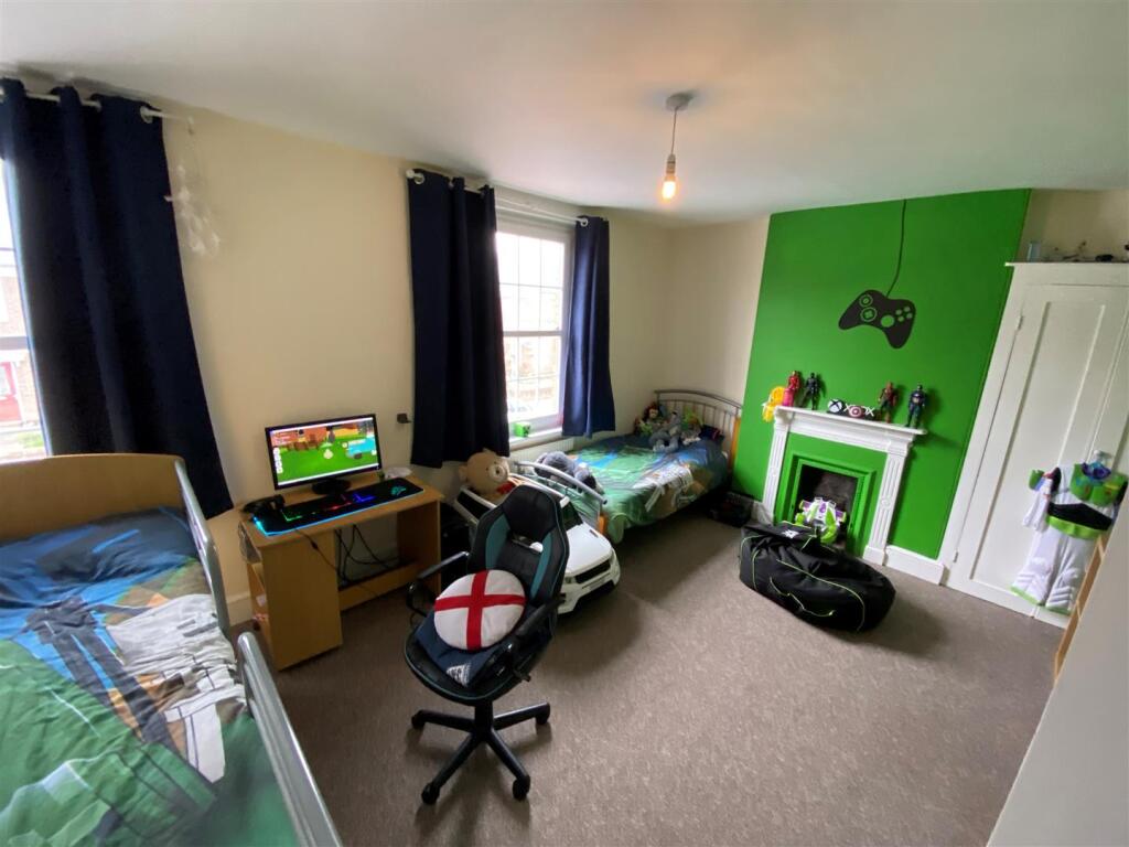BEDROOM TWO