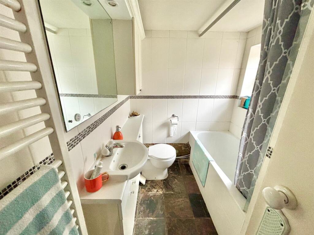 BATH.jpg