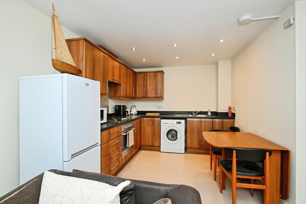 Kitchen/Lounge