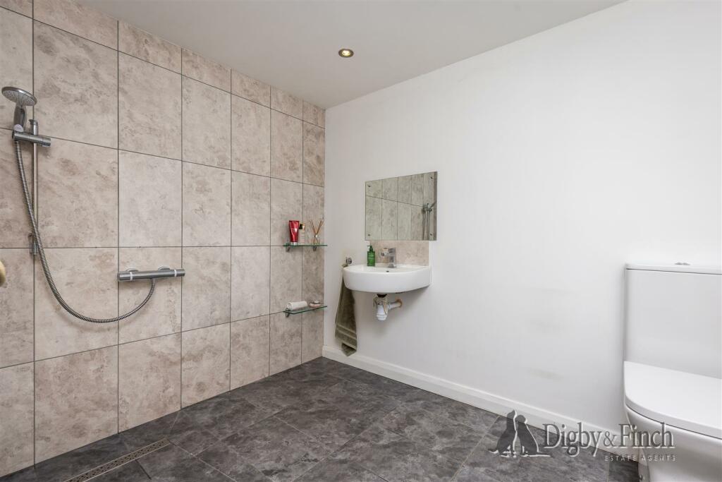 Ground Floor Wet Room