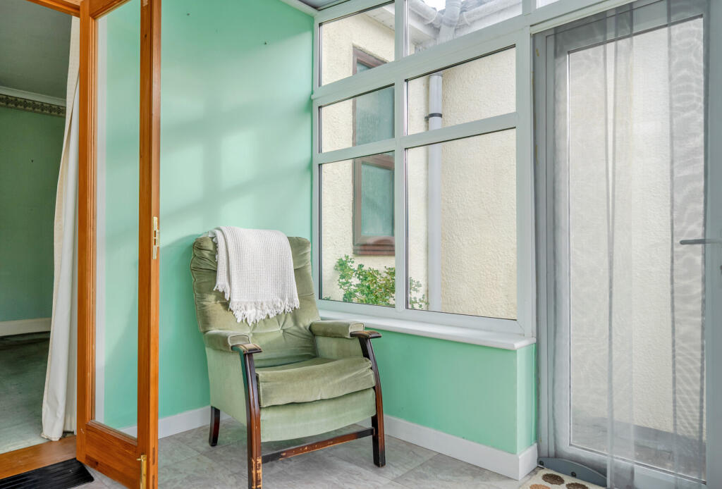 1384905-22-692457...