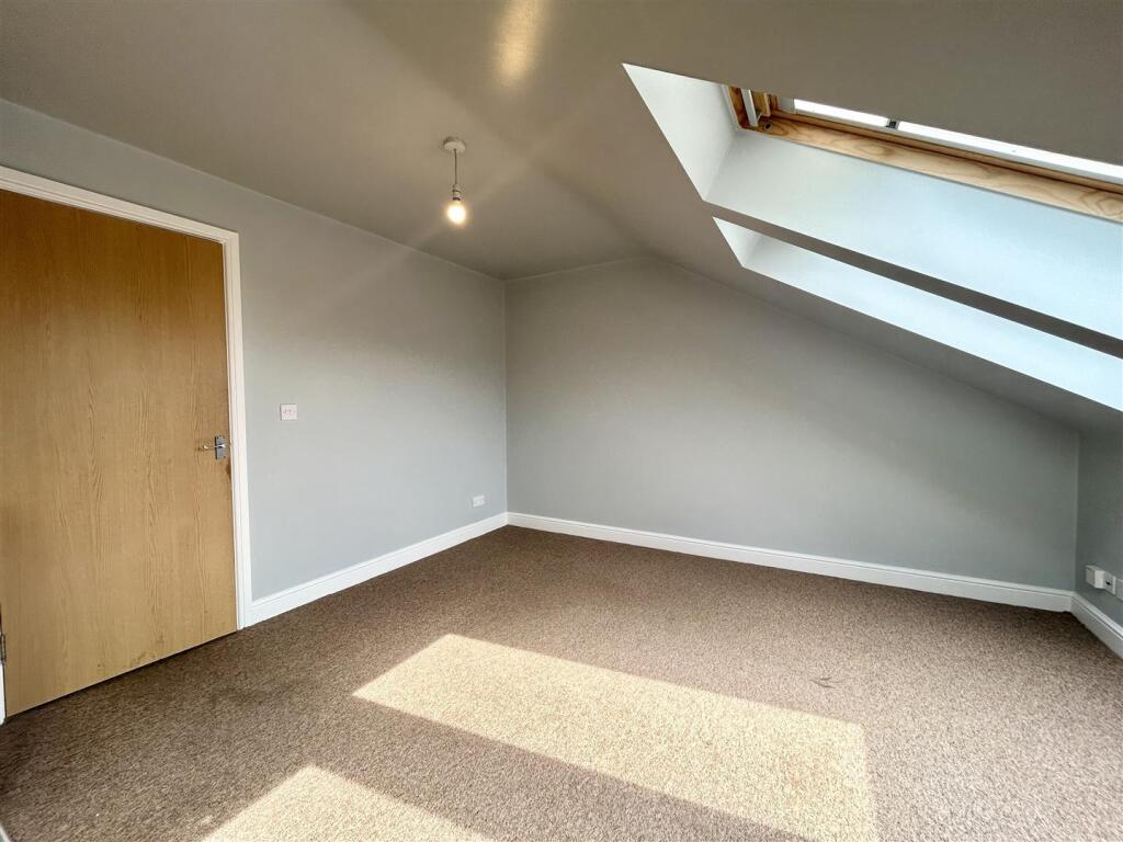 Living area.jpeg