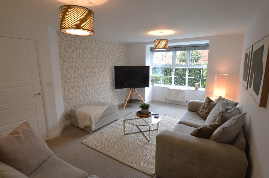 Bay Fronted Lounge