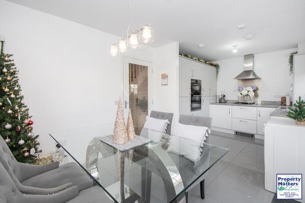 Montrose Place, Kilmarnock, KA1