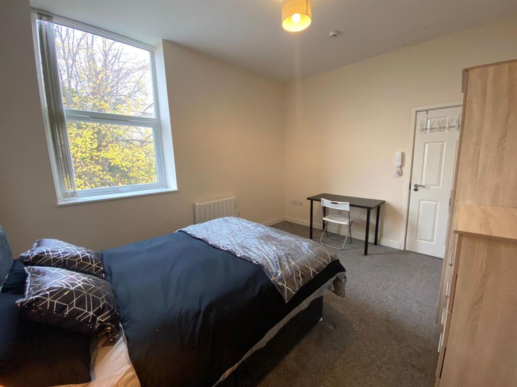 PHOTO-2021-11-12-12-32-28 2.jpg